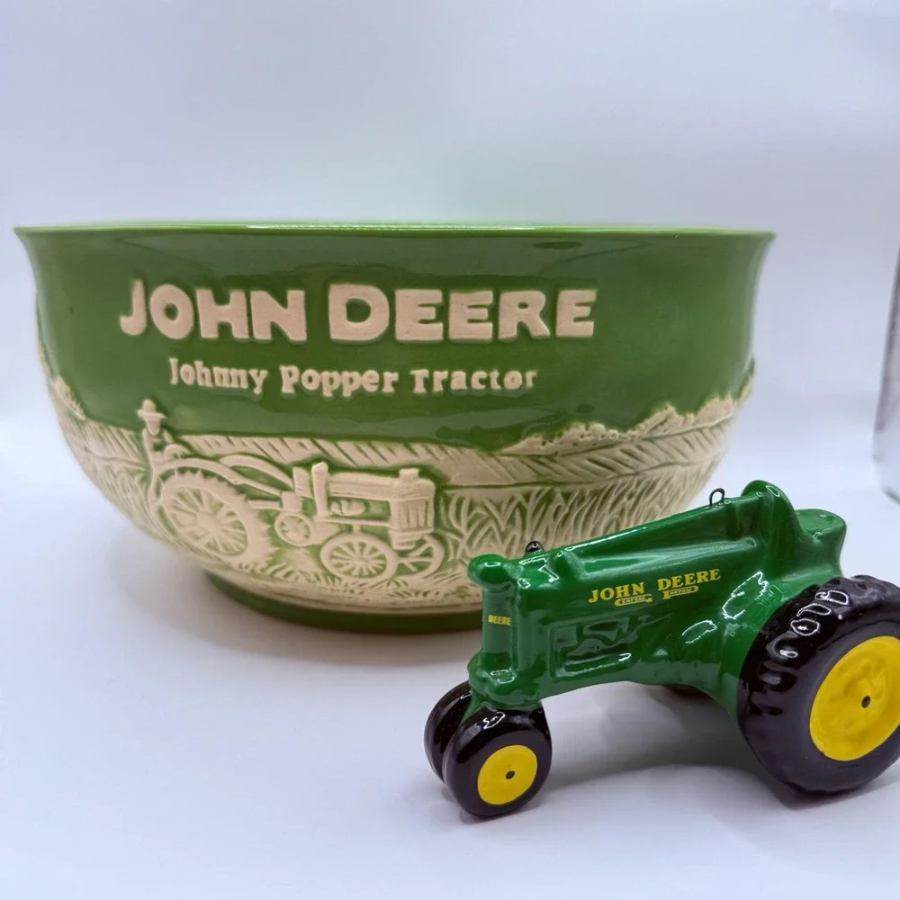 John‎ Deere Johnny Popper Tractor Ceramic Mixing Bowl Set with Figurine Green